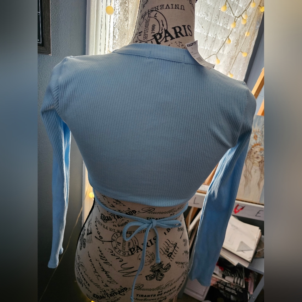 Tilly's Open Back Tee - Picture 3 of 4